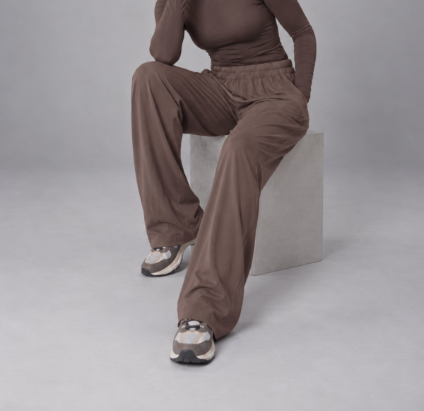 Pantalon de Sport - Léger, Respirant et Anti-UV - Couleur Marron