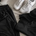 Pantalon de sport femme voilée : opaque et fluide